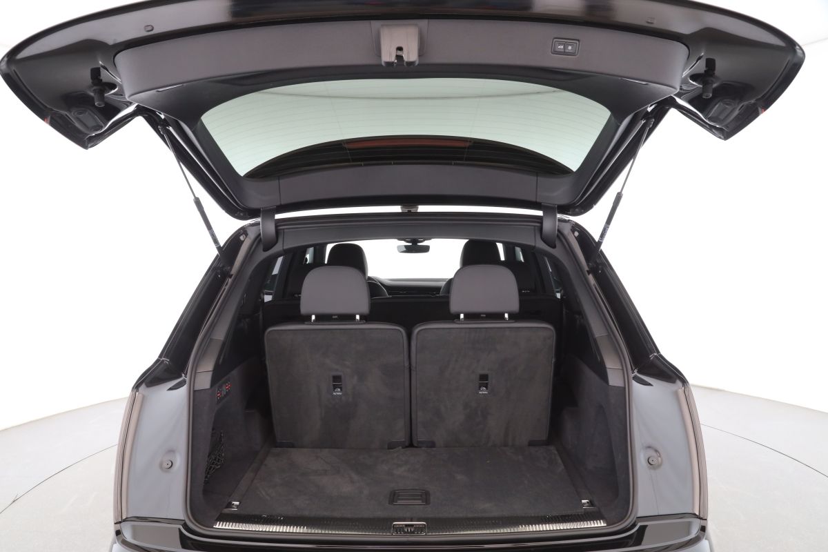 Audi Q7 50 TDI quattro tipt. S line Facelift AHK