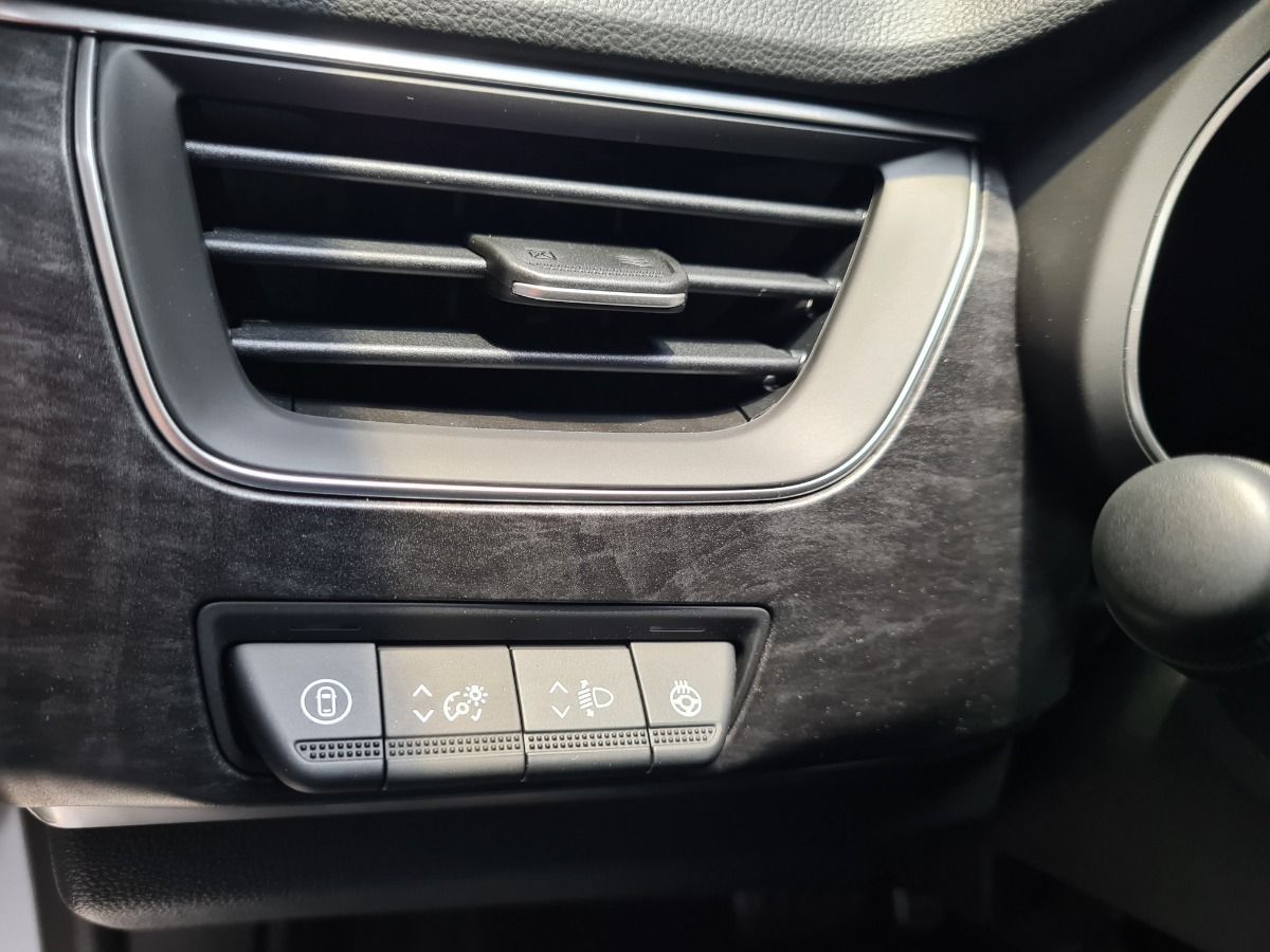 Renault Arkana ESPRIT ALPINE Full Hybrid - Samsaru's Car Outlet