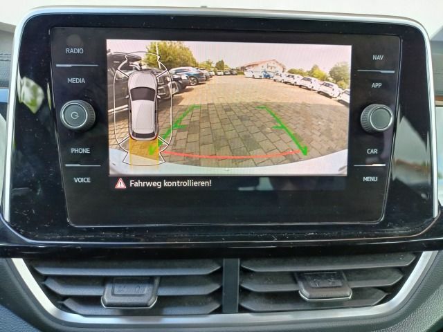 Volkswagen T-Roc 2.0 TDI SCR R-Line DSG - Samsaru's Car Outlet