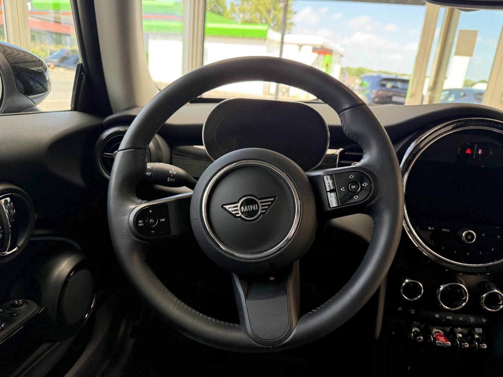 MINI Cooper Sport Resolute Edition - Samsaru's Car Outlet