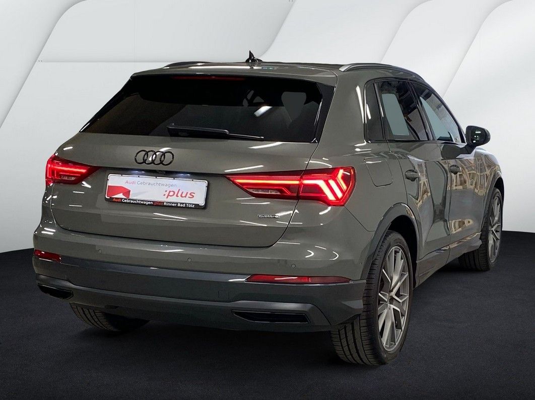 Audi Q3 45 TFSI quattro advanced - Samsaru's Car Outlet