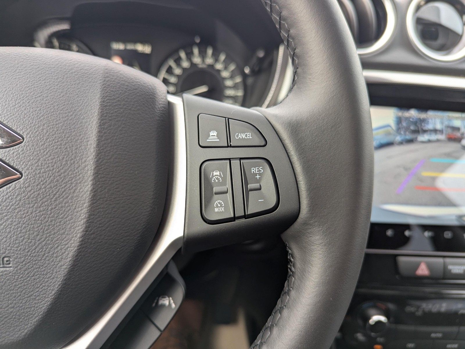 Suzuki Vitara 1.4 BOOSTERJET Hybrid Comfort+ Allgrip - Samsaru's Car Outlet