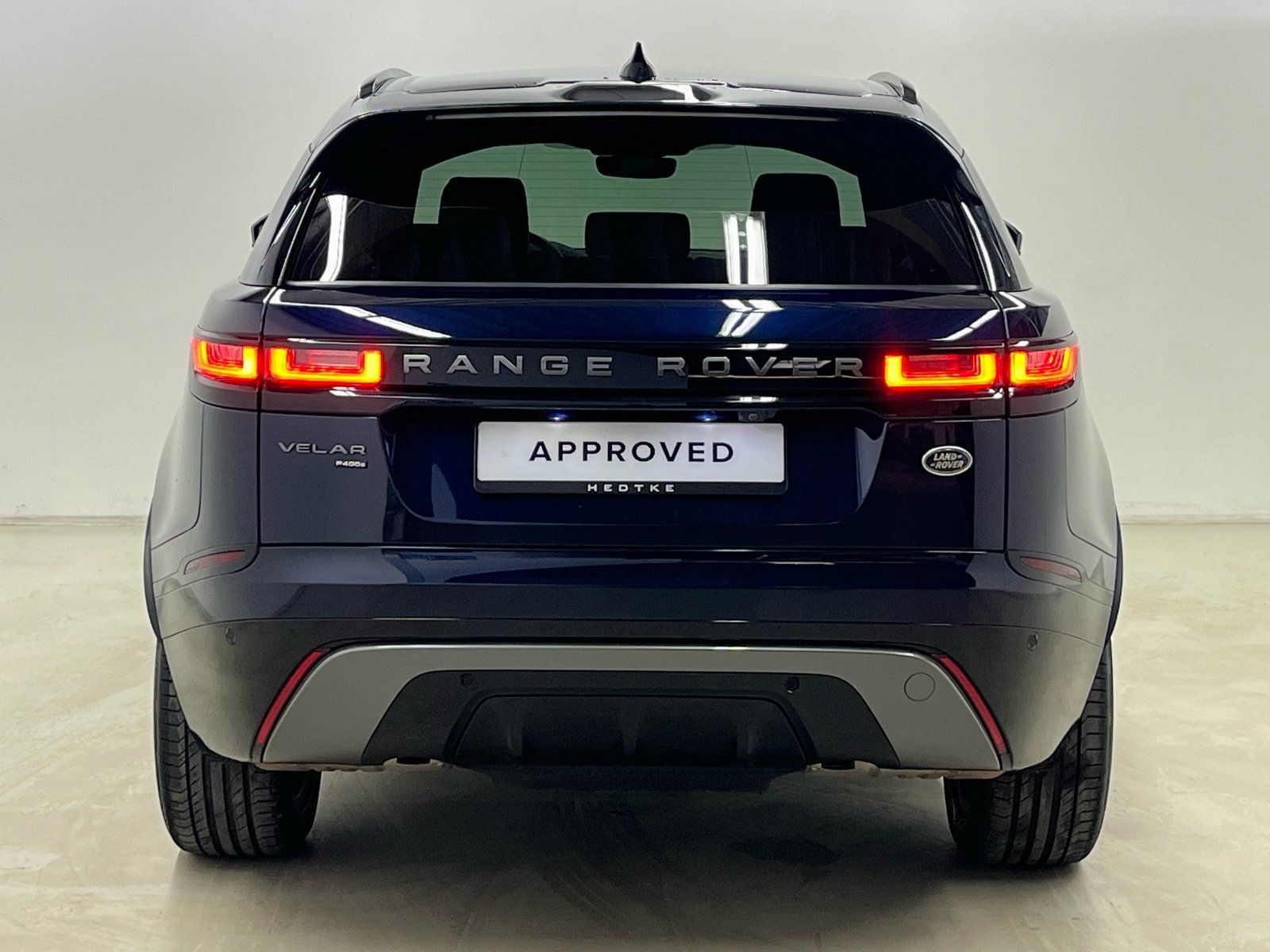 Range Rover Velar P400e R-Dynamic SE - Samsaru's Car Outlet