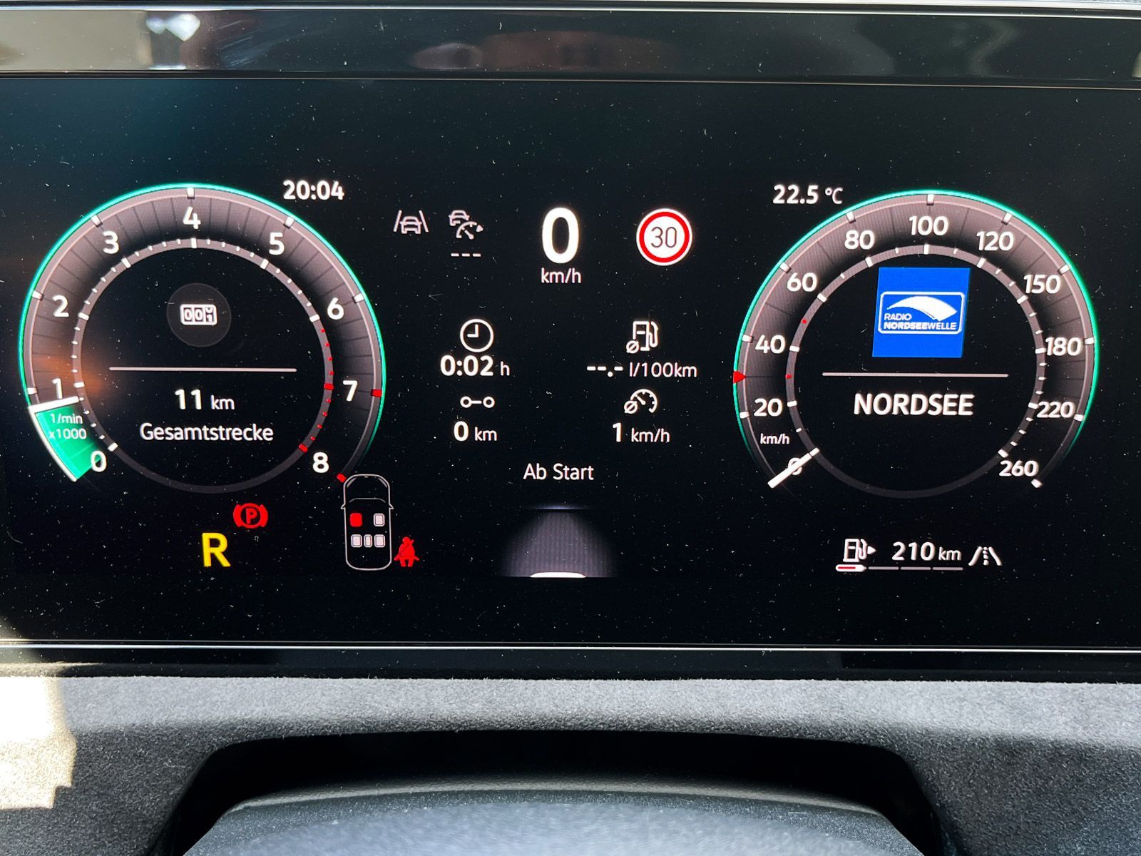 Volkswagen Tiguan 2.0 TSI R-Line 4Mo. DSG Matrix AHK Stdhzg