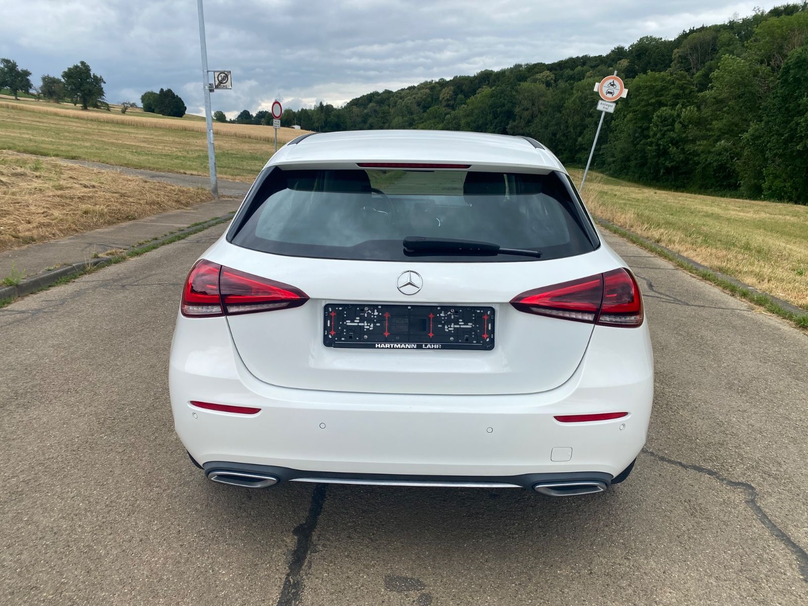 Mercedes-Benz A 180 PROGRESSIVE - Samsaru's Car Outlet