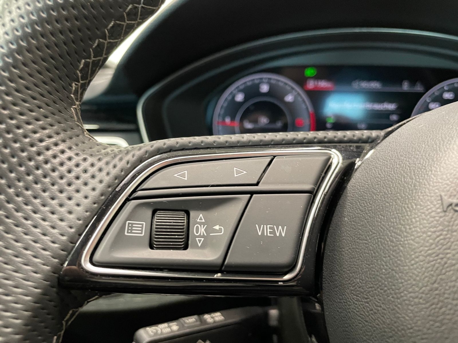 Audi A5 Sportback 40 TDI QUATTRO S-Line+NAVI+LED+AHK+