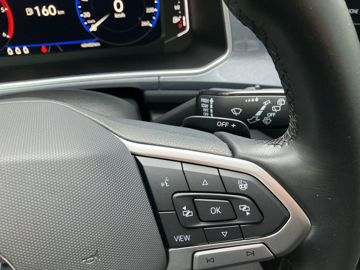 Volkswagen T-Roc Style 2.0 TDI DSG 4Motion - Samsaru's Car Outlet