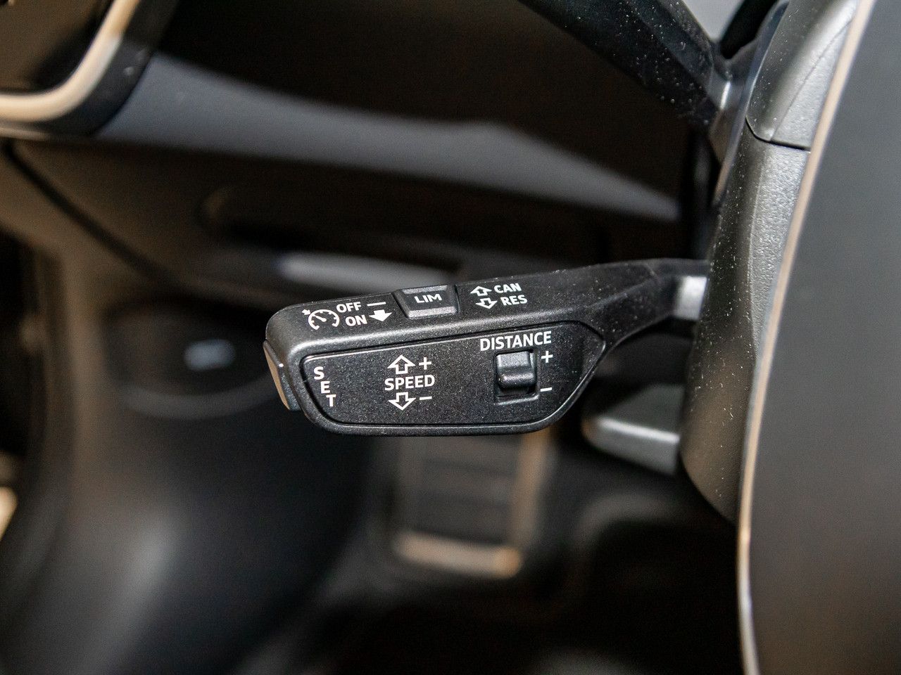 Audi A6 Avant S line 55 TFSI e quattro S tronic - Samsaru's Car Outlet