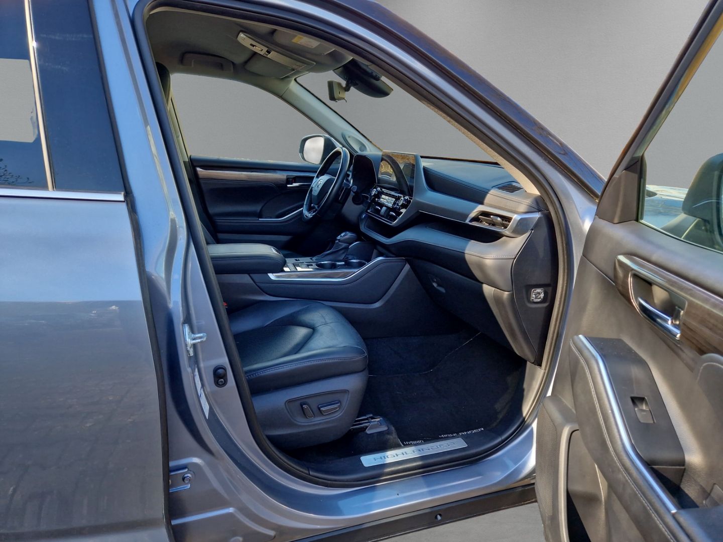 Toyota Highlander 2.5 Hybrid Luxury 7-Sitzer HUD Navi M