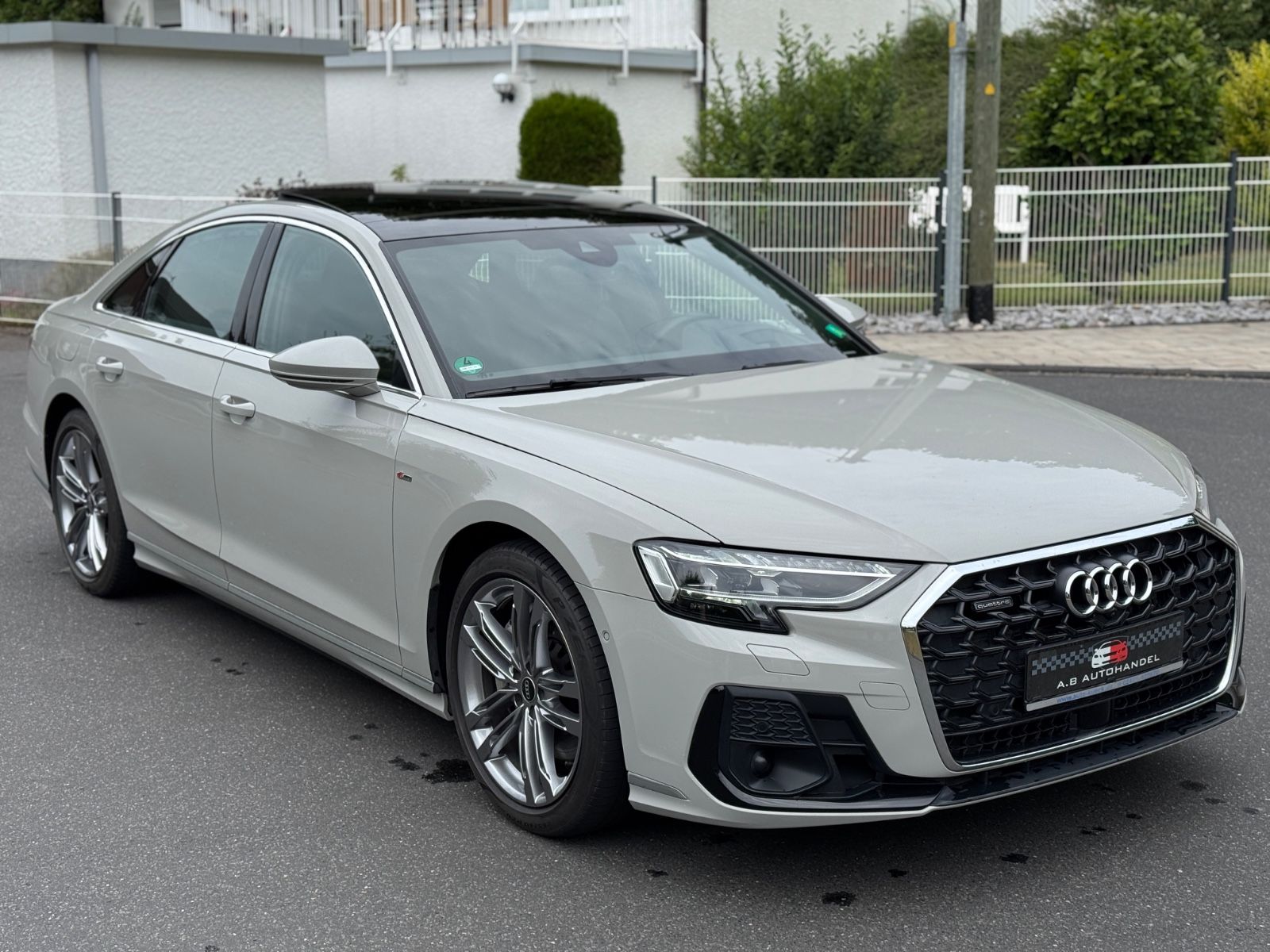 Audi A8 55 TFSI quattro S-line - Samsaru's Car Outlet