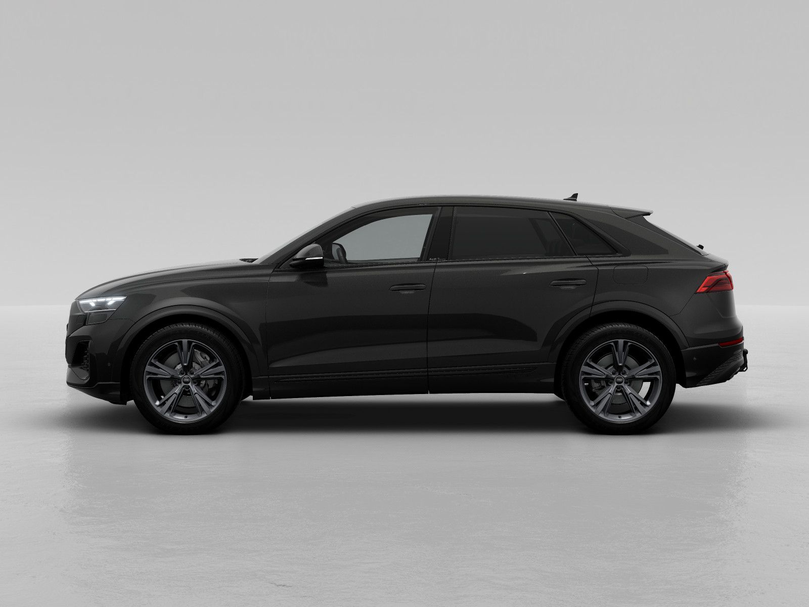 Audi Q8 55 TFSIe Q UPE114 - Samsaru's Car Outlet
