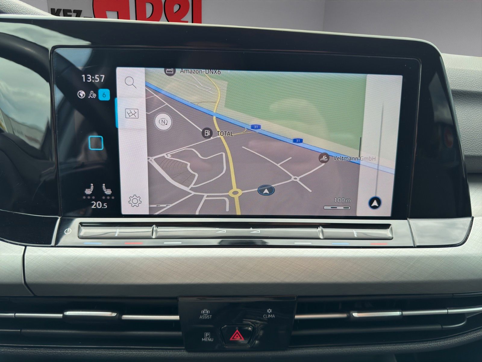 Volkswagen Golf VIII 2,0TDI DSG Var Life - Samsaru's Car Outlet