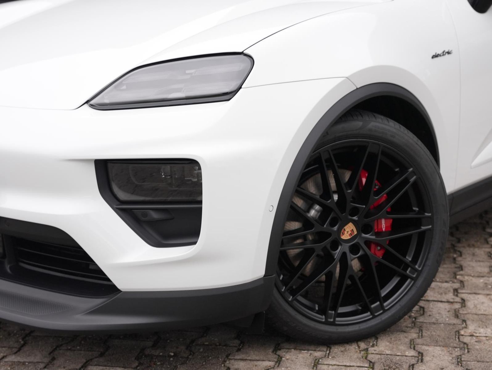 Porsche Macan 4S - Samsaru's Car Outlet