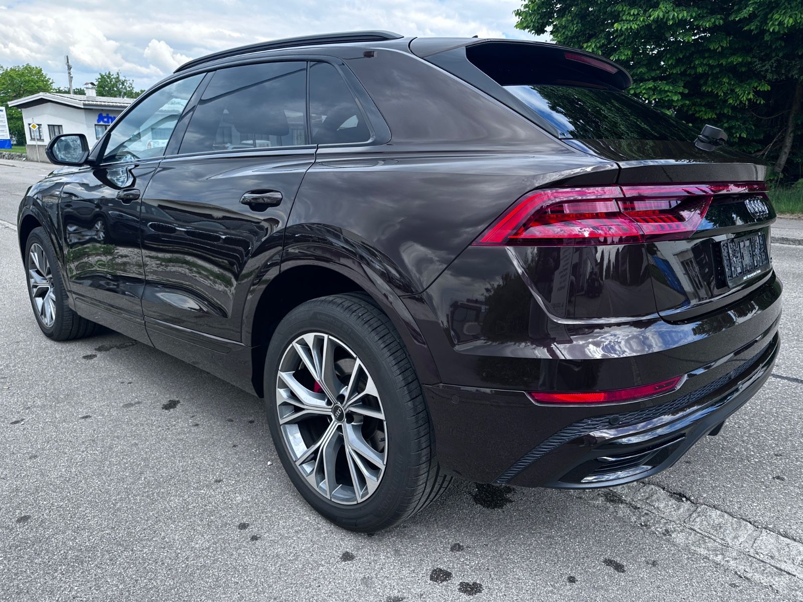 Audi Q8 50 TDI quattro S-Line - Samsaru's Car Outlet