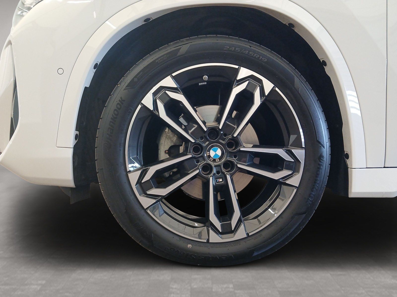 BMW X1 xDrive20d M Sport Navi Driv.Assist+ Pano AHK