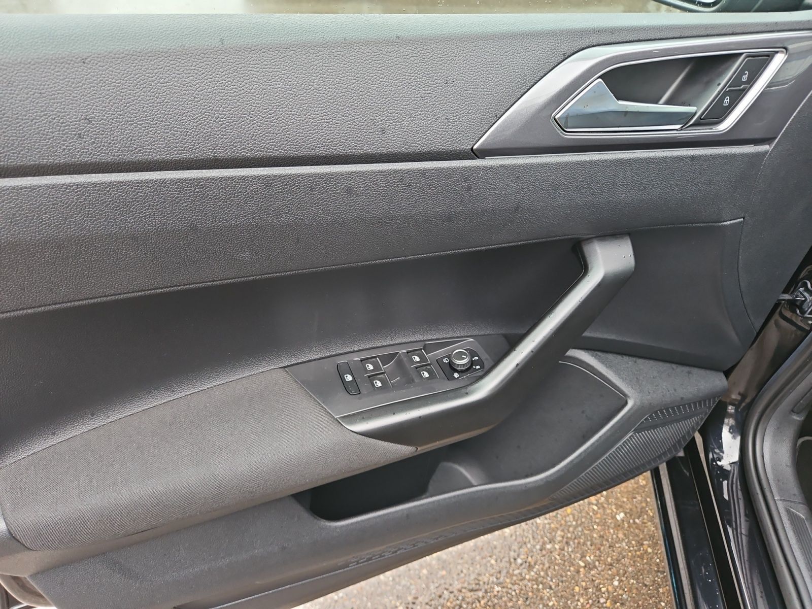 Volkswagen Polo 1.0 TSI Style DSG - Samsaru's Car Outlet