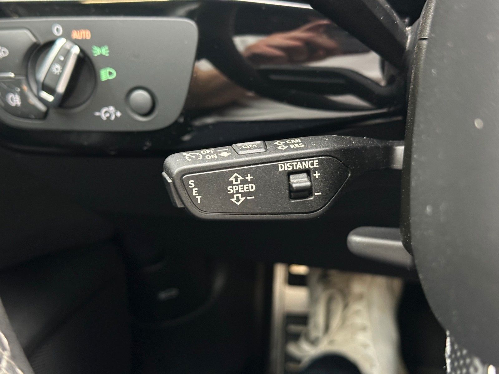 Audi A4 Avant 40 TDI quattro S-Line *PANORAMA*Matrix*