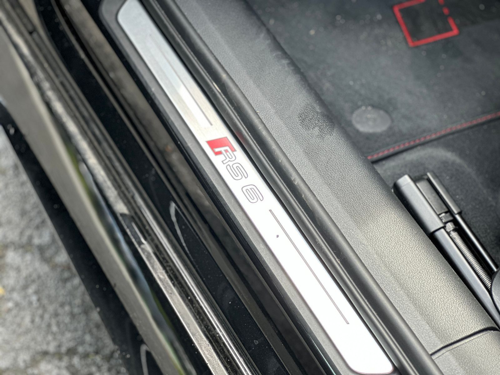 Audi RS6 Avant BLACK PANO HUD LASER NACHTS 280km/h