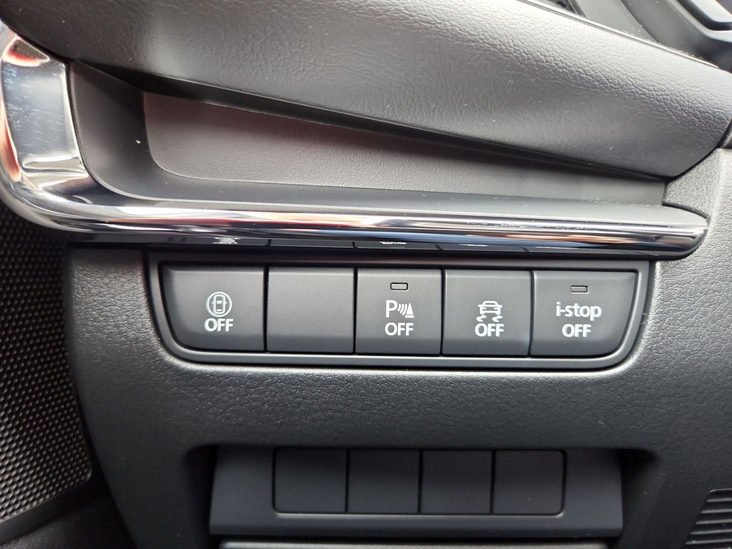 Mazda 3 Exclusive-Line SKYACTIV-G 2.0 MHEV HUD LED Nav