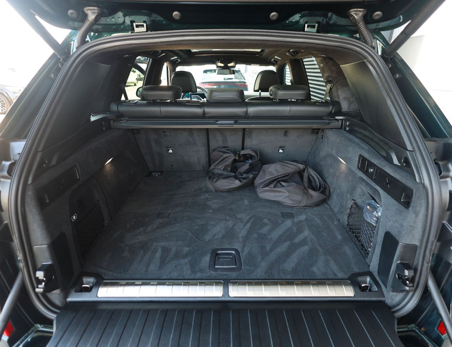 BMW X5 50e xDrive | Skylounge - AHK - HUD