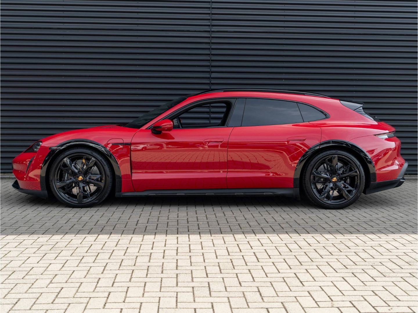 Porsche Taycan Turbo S Cross Turismo Burmester LED-PDLS