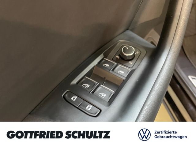 Volkswagen Touareg 3.0 TDI V6 4motion R-LINE - Samsaru's Car Outlet