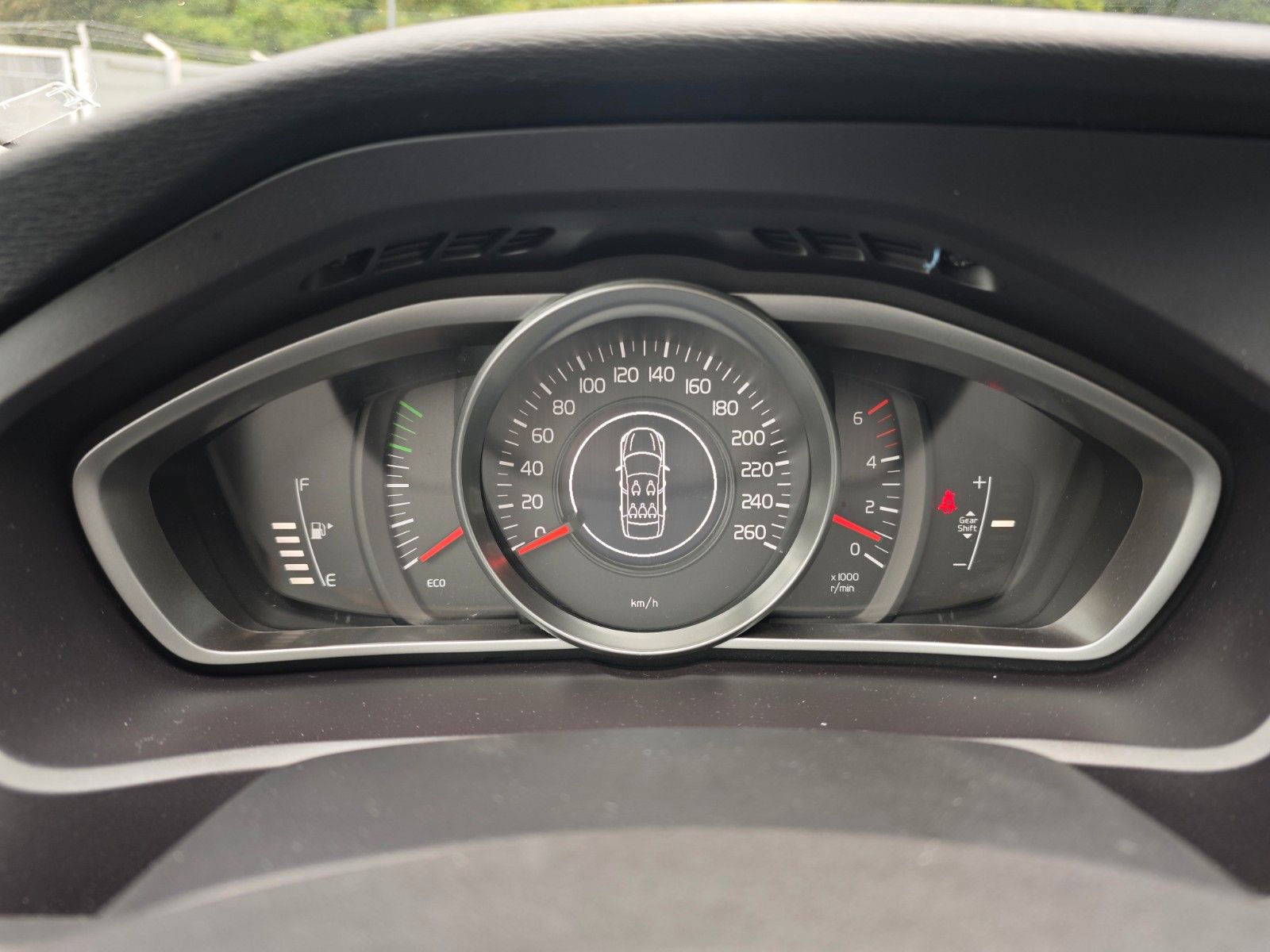 Volvo V40 2.0d MOMENTUM*NAVI*PDC*VOLL-LED*KLIMAAUTO.*