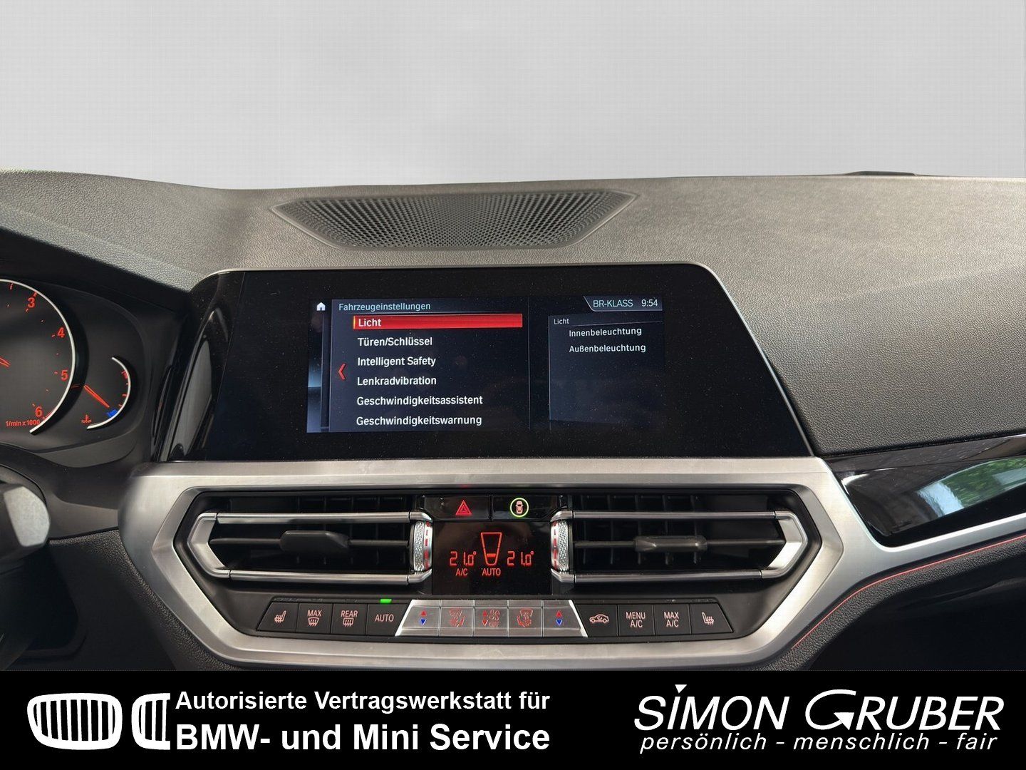 BMW 318 d touring Sport Line - Samsaru's Car Outlet