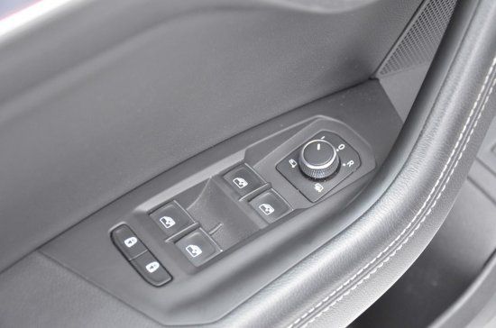 Volkswagen Touareg 3.0 V6 TDI R-Line Matrix Luft Nachtsicht
