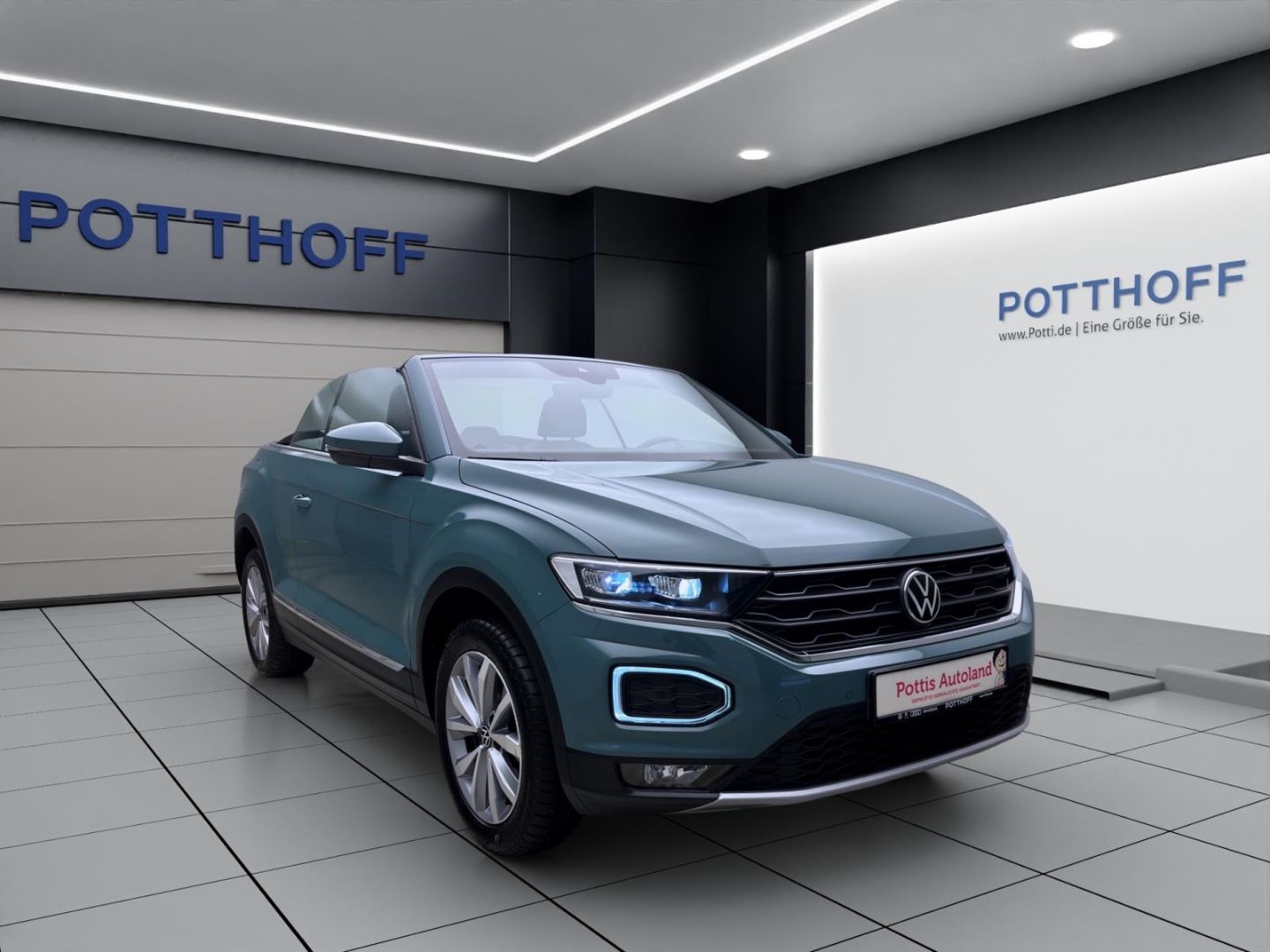 Volkswagen T-Roc Cabrio 1.0 TSI STYLE - Samsaru's Car Outlet