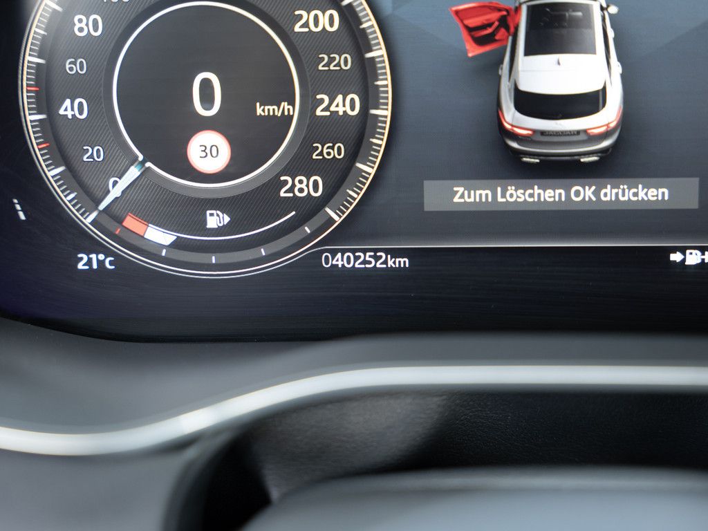 Jaguar F-Pace P400e AWD R-Dynamic S ACC HUD 360° PANO