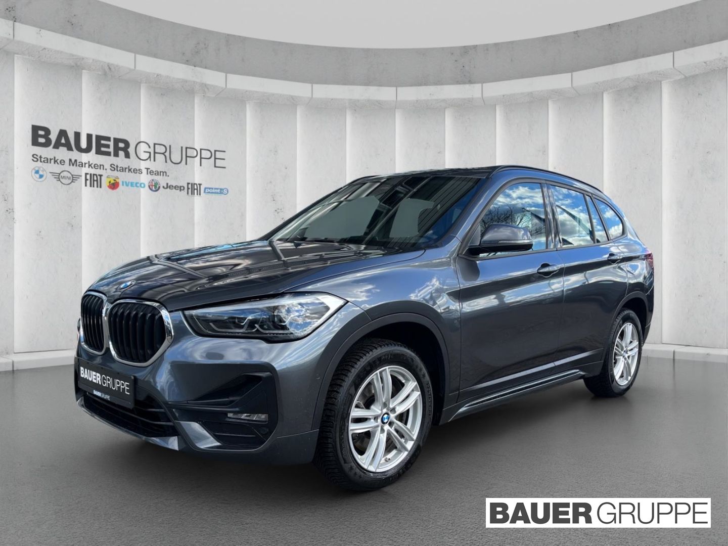 BMW X1 xDrive 20 d Sport Line - Samsaru's Car Outlet