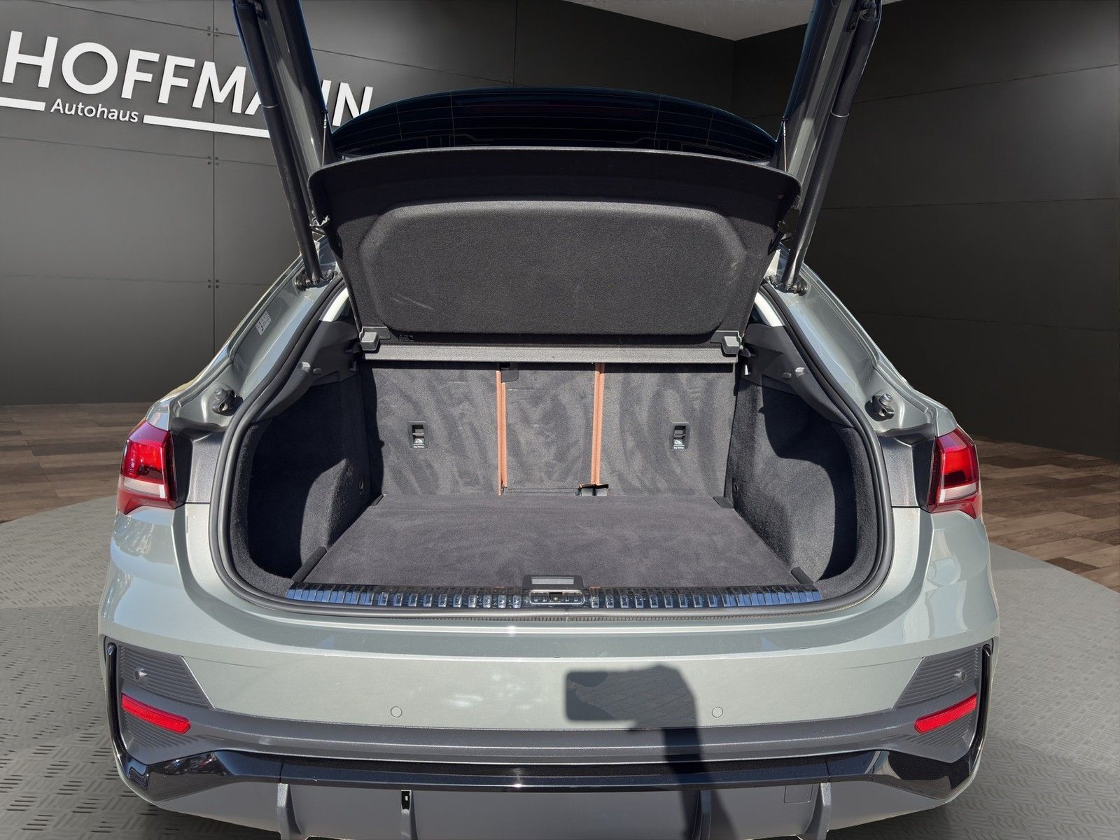 Audi Q3 Sportback 40 TDI quattro S line - Samsaru's Car Outlet