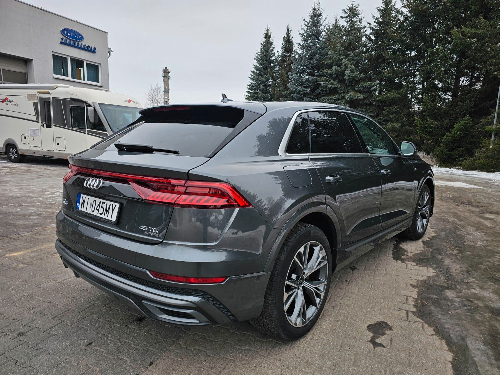 Audi Q8 45TDI quattro S-LINE Mild Hybr LEICHER UNFALL