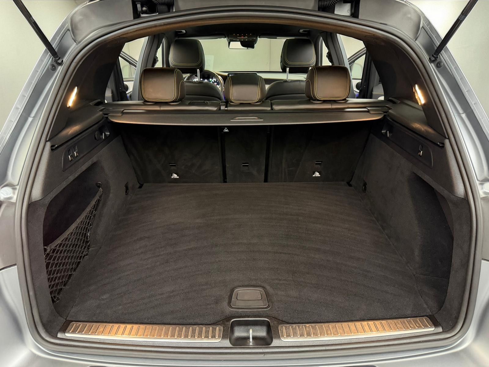 Mercedes-Benz GLC 63 AMG 4M*MAGNO*DISTR*PANO*PERF-AGA*MBEAM