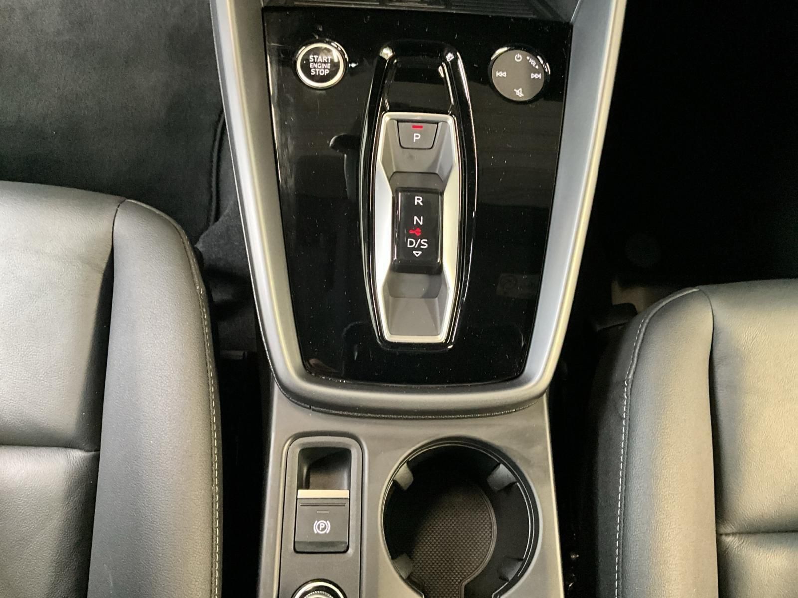 Audi A3 advanced+S-Tronic+30TFSI