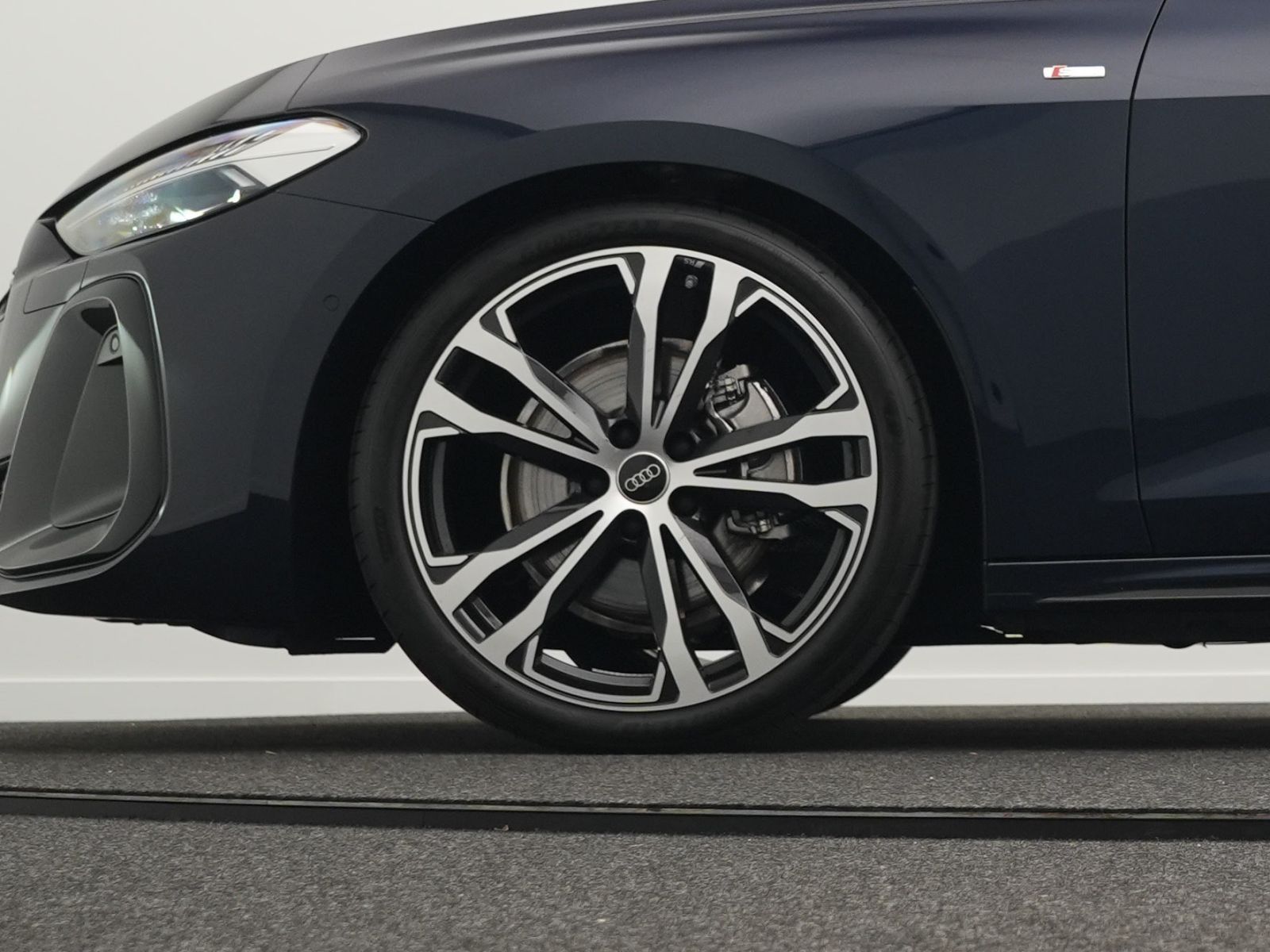 Audi A5 Avant TFSI qu. 2x S line *AHK*PANO*HdUp*20''*