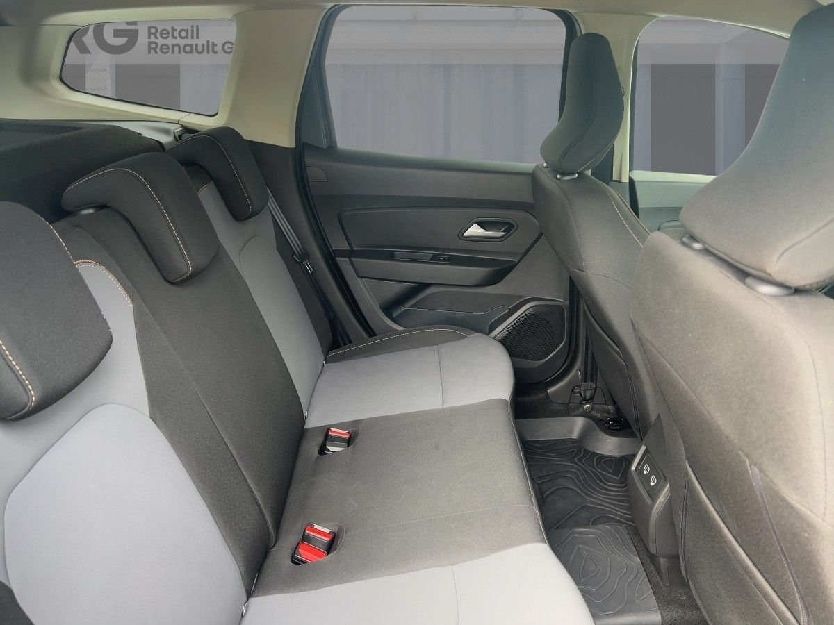 Dacia Duster 1.3 TCe 150 Extreme 2WD - Samsaru's Car Outlet