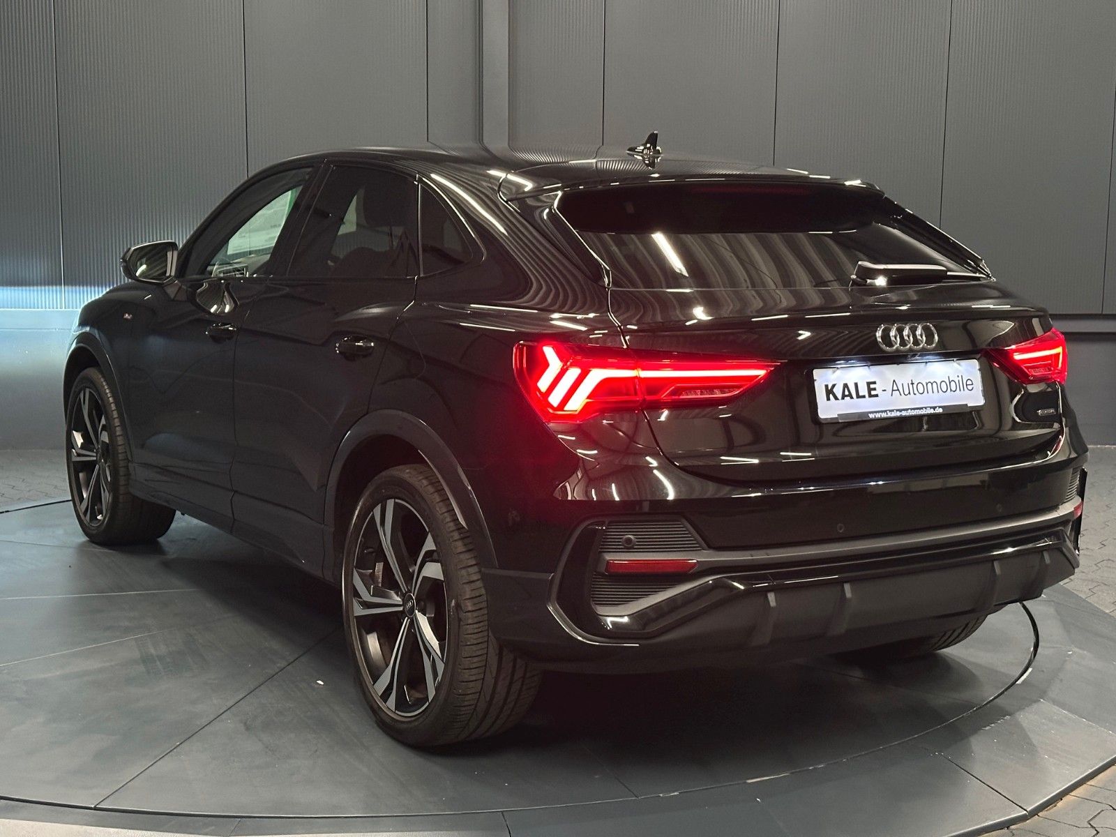 Audi Q3 Sportback 45 TFSI quattro S-Line*20Zoll*Optik