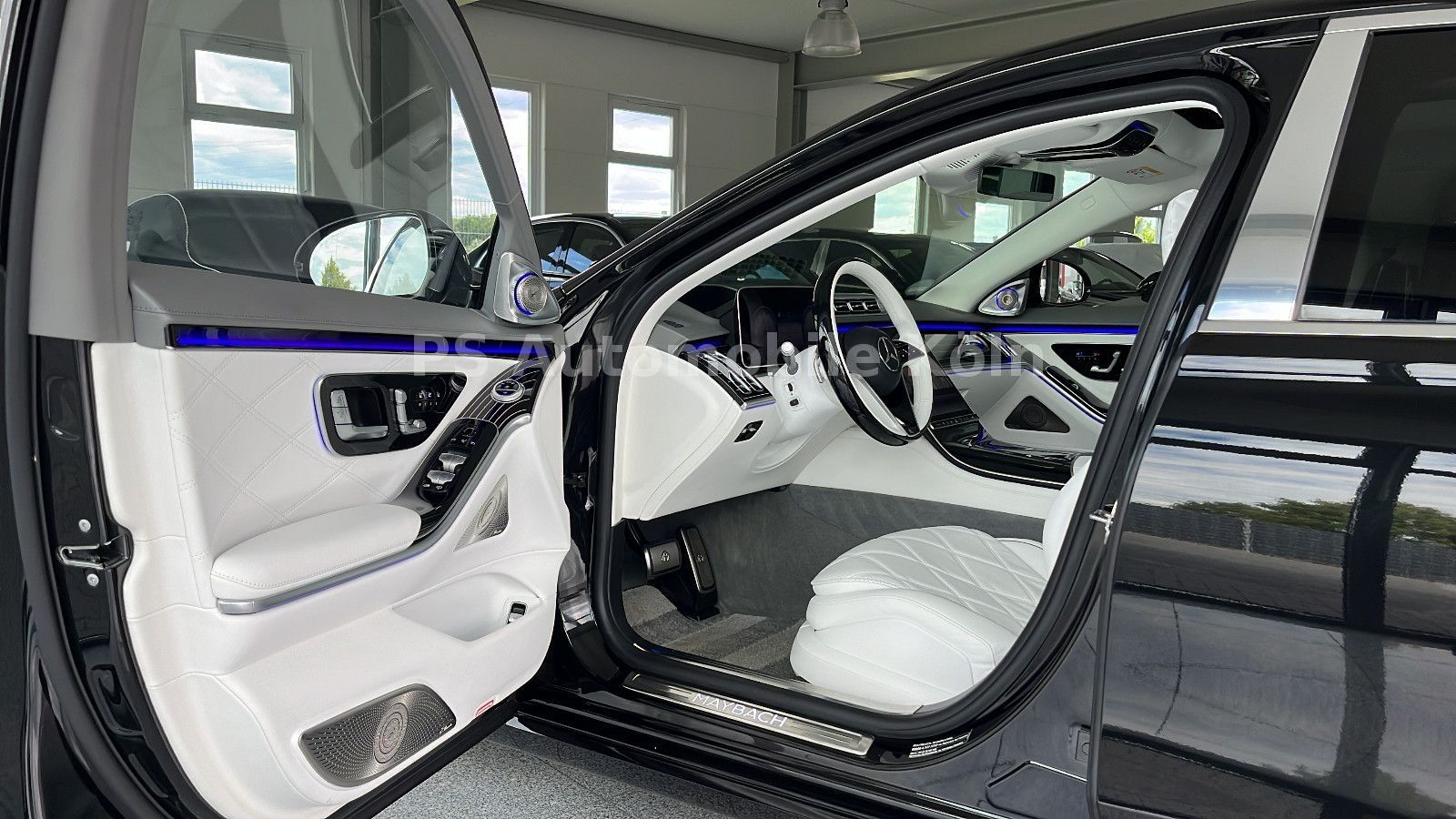 Mercedes-Benz Maybach 680 4M - Samsaru's Car Outlet