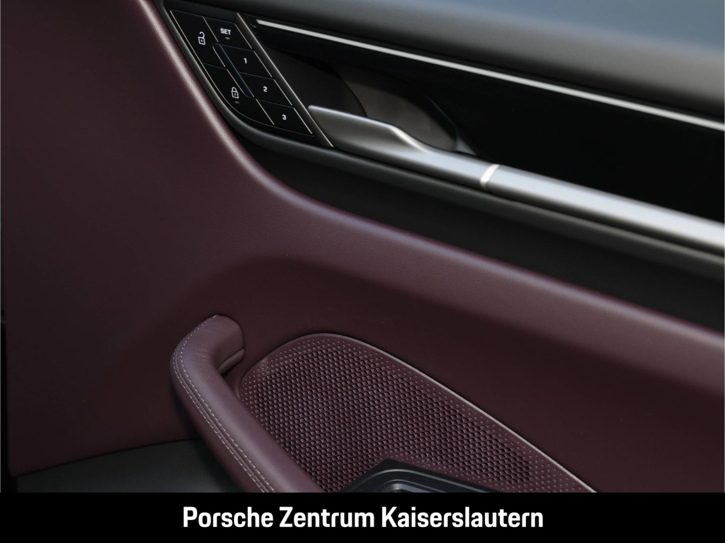 Porsche Macan 4 BOSE Panoramadach Surround View LED