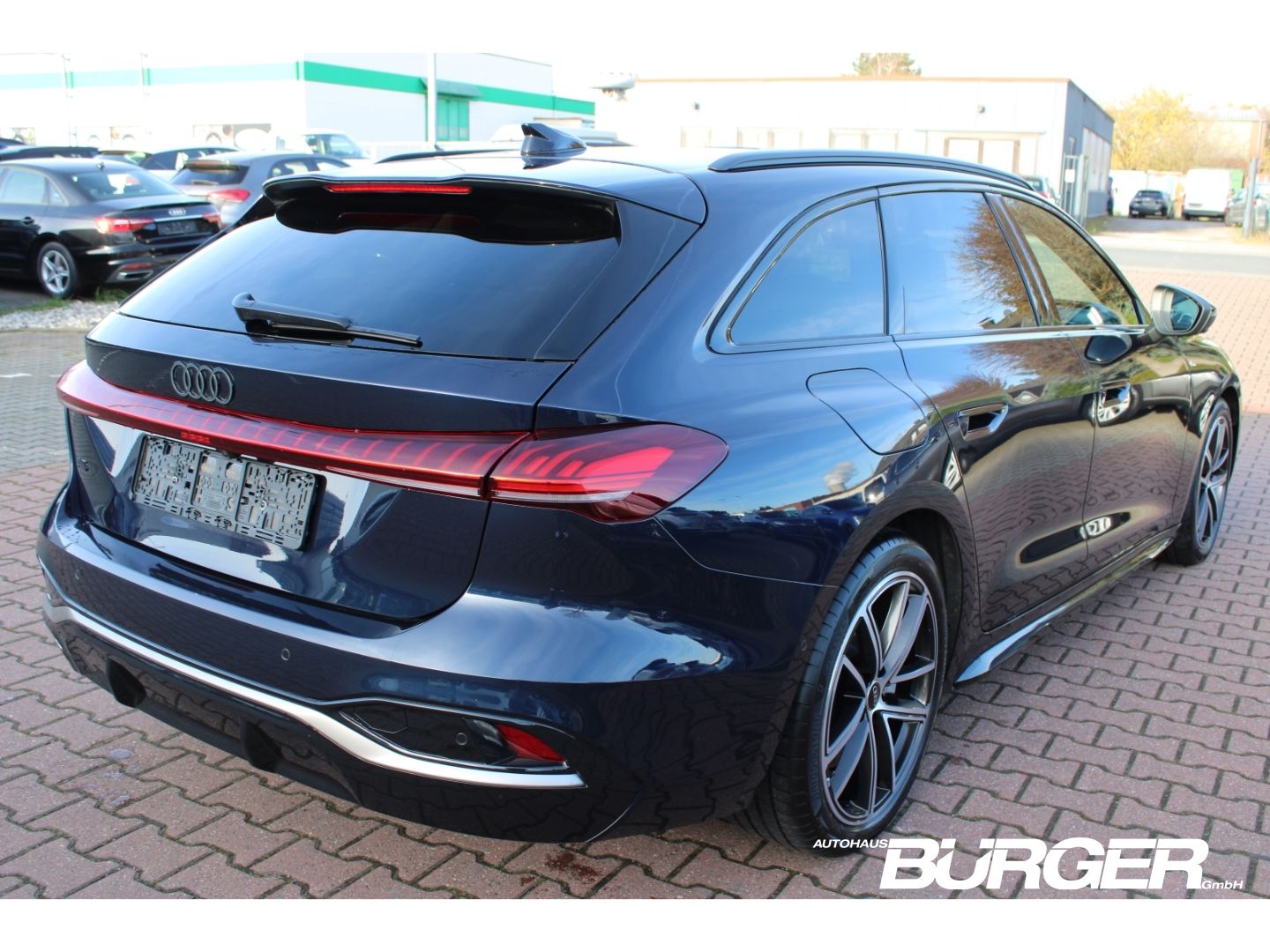 Audi A5 TDI edition one S Line Matrix Navi AHK ACC Le
