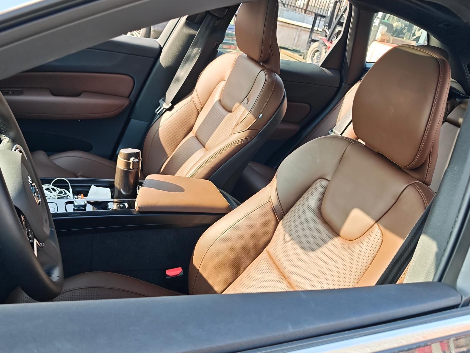 Volvo T8 Ultimate Bright Recharge Plug-In Hybrid AWD