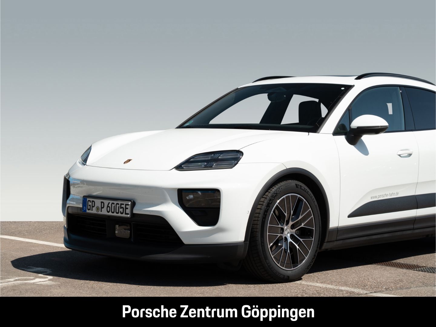 Porsche Macan BOSE InnoDrive LED-Matrix Panoramadach