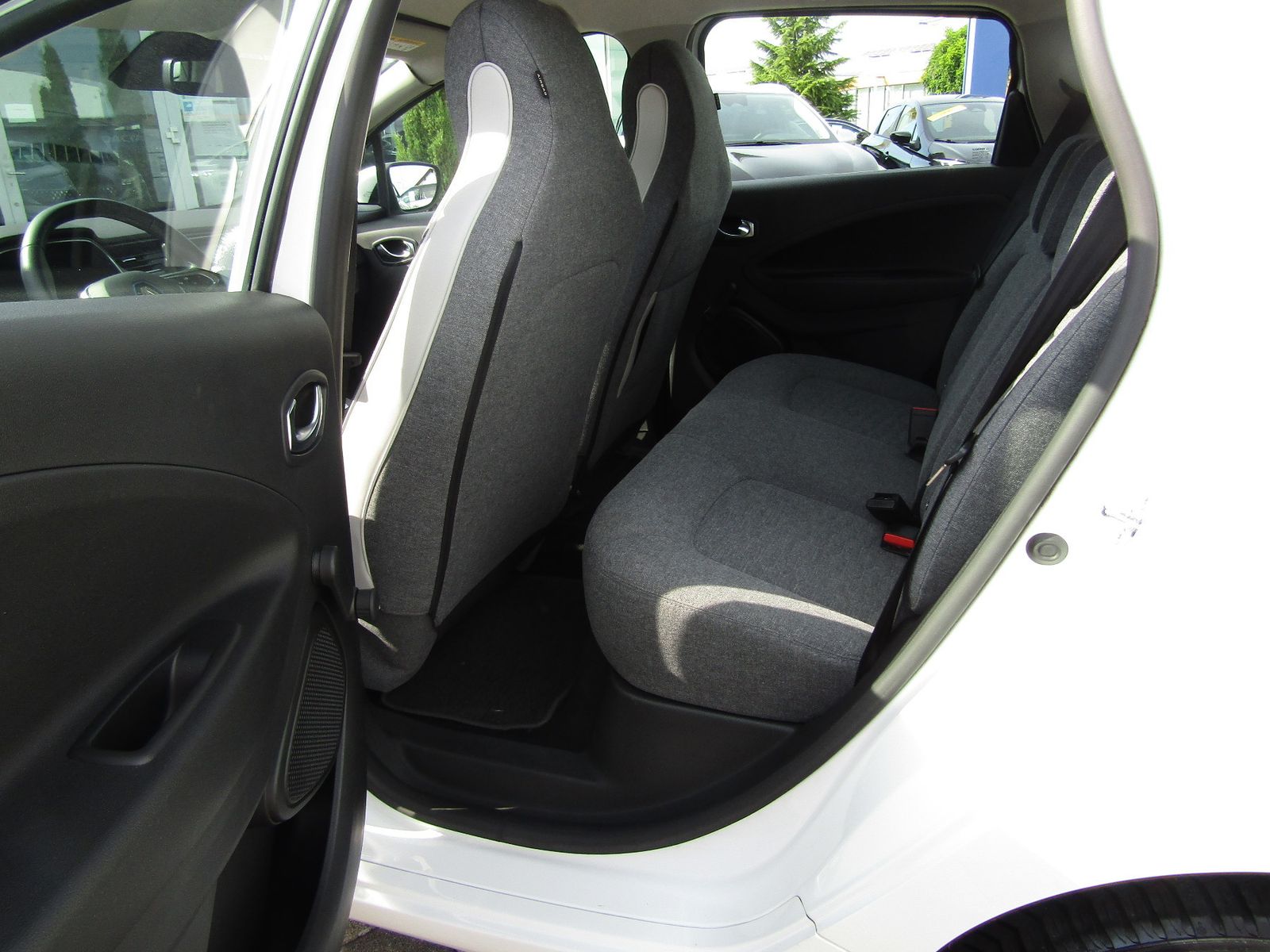 Renault ZOE Experience R110 - Samsaru's Car Outlet