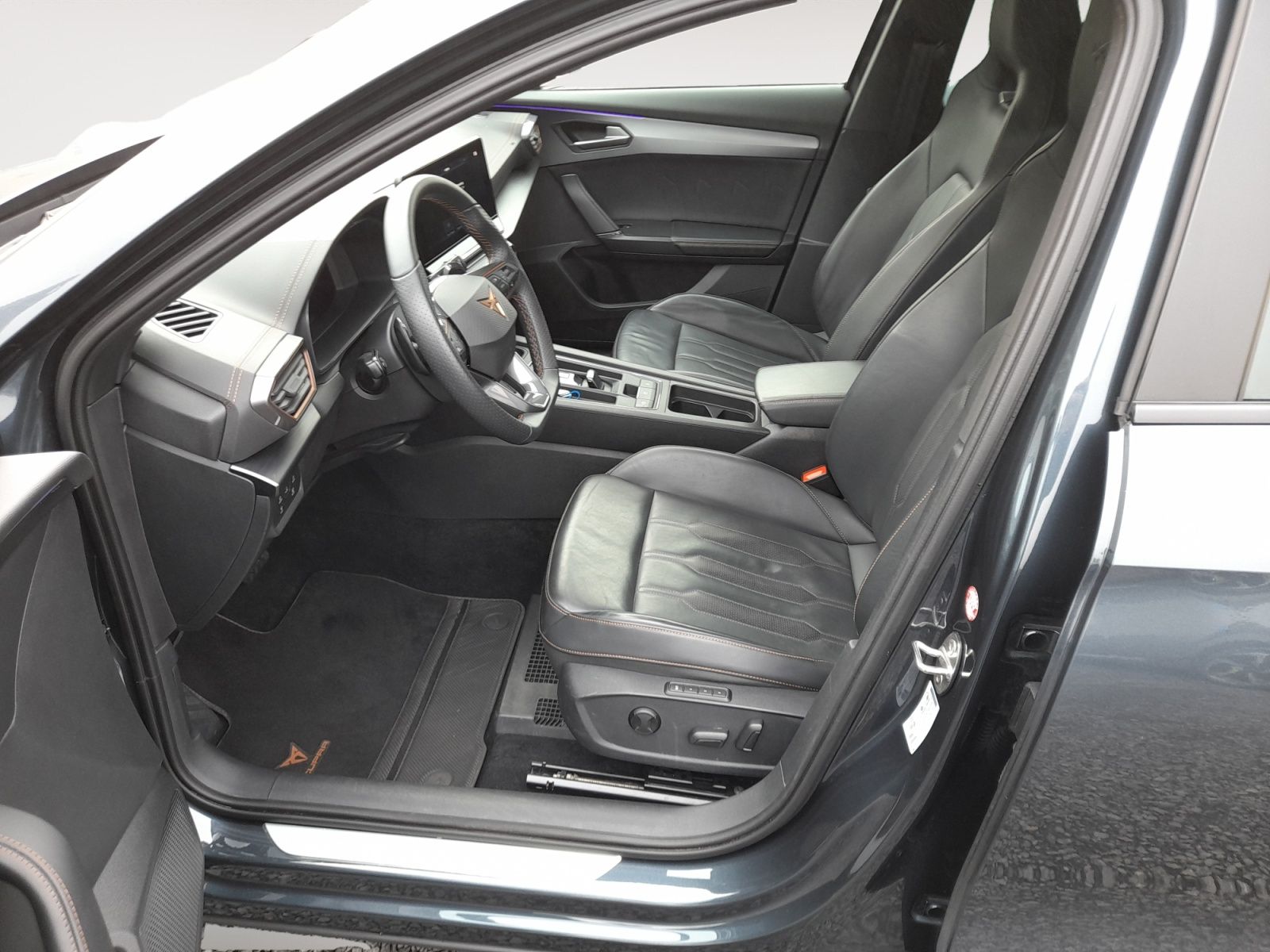 Cupra Formentor 2.0 TSI 4Drive - Samsaru's Car Outlet