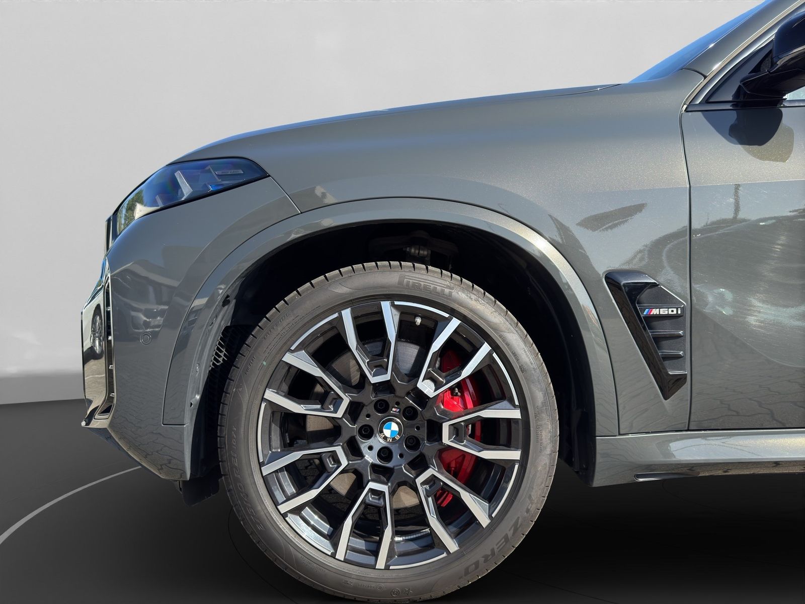 BMW X5 M60i xDrive M Paket Pro Sky Lounge Anhängerk.