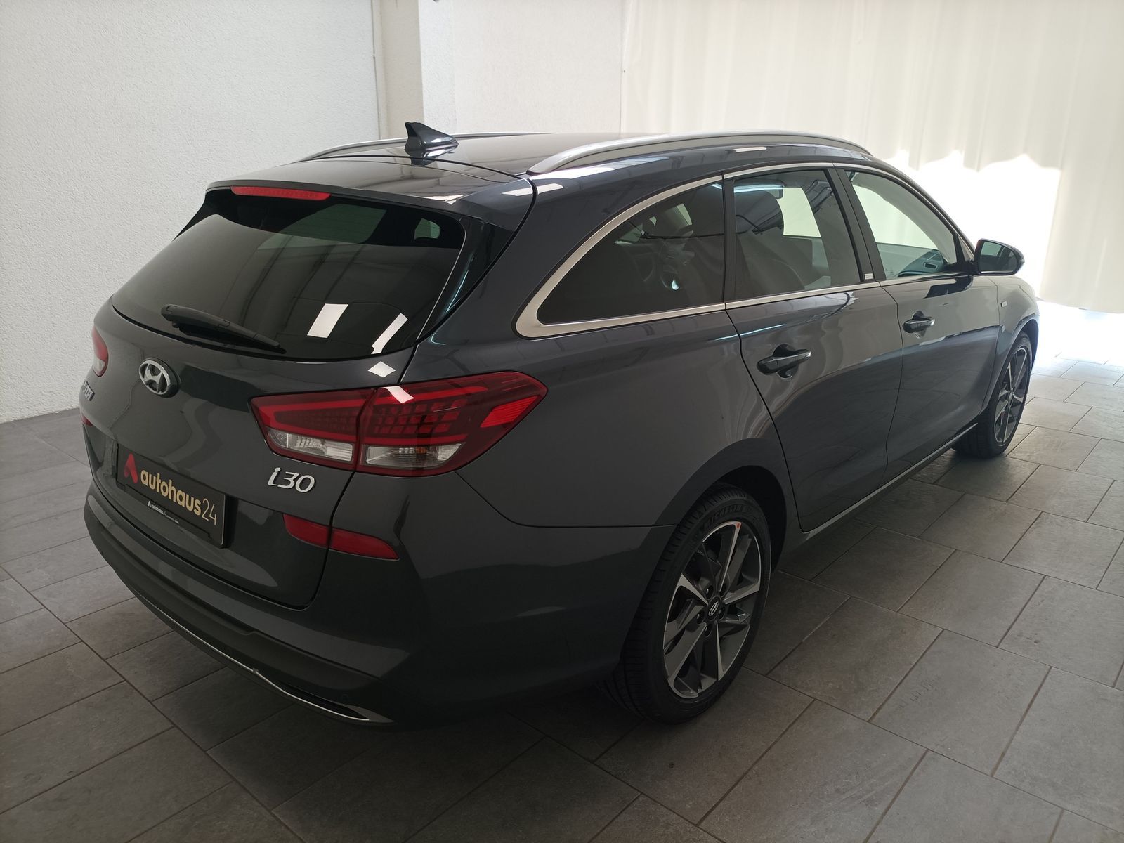 Hyundai i30 1.5 T-GDI Prime - Samsaru's Car Outlet