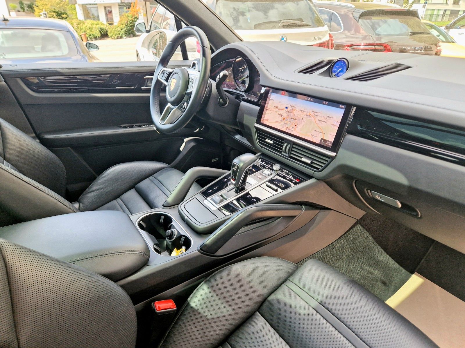 Porsche Cayenne E-Hybrid +SPORTABGAS+PANO+HUD+MEMORY+