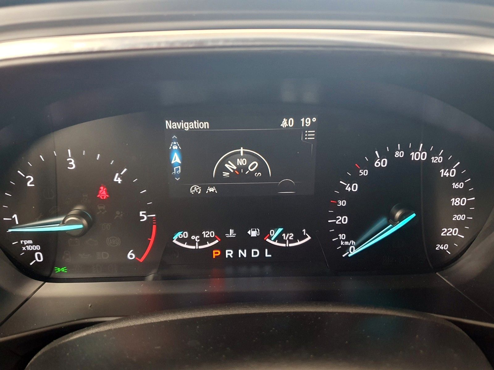 Ford Focus Turnier Active - Samsaru's Car Outlet